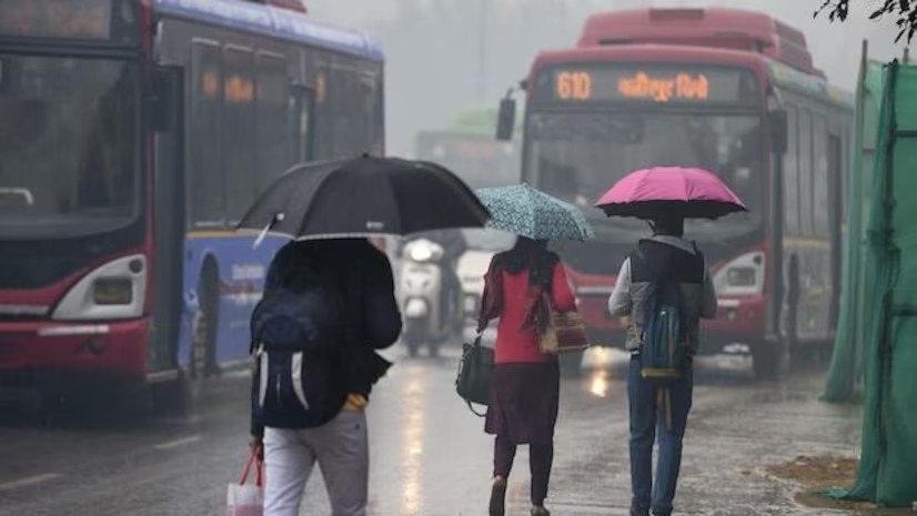 Delhi Weather News: मौसम विभाग ने महीने के अंत में भारी बारिश की जताई संभावना