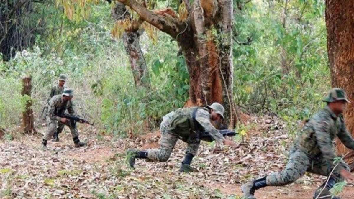 Chhattisgarh: कांकेर जिले में मुठभेड़ में महिला नक्सली ढेर