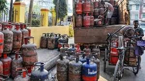 दिवाली-छठ पर महंगा हुआ LPG सिलेंडर, जानिए नया रेट