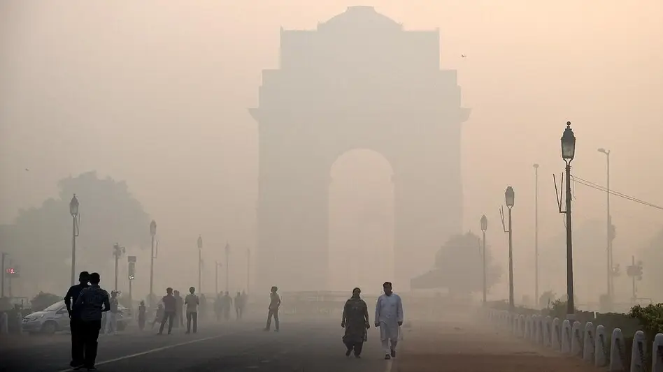 राजधानी दिल्ली में बढ़ने लगी ठंड, AQI का स्तर अभी भी 'बेहद खराब'